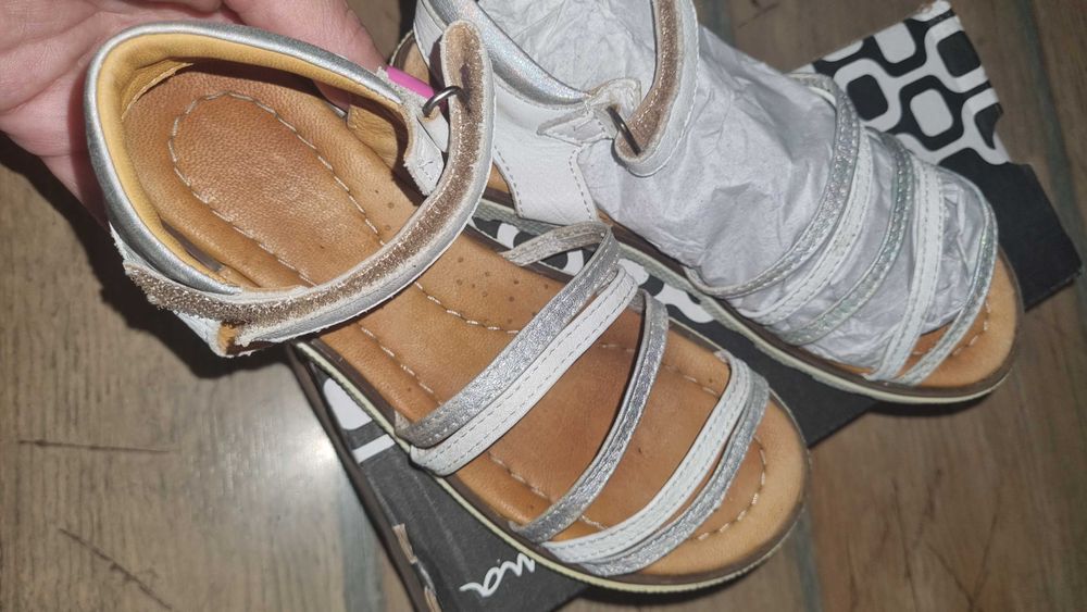 Сандалки Ponki естествена кожа 33н