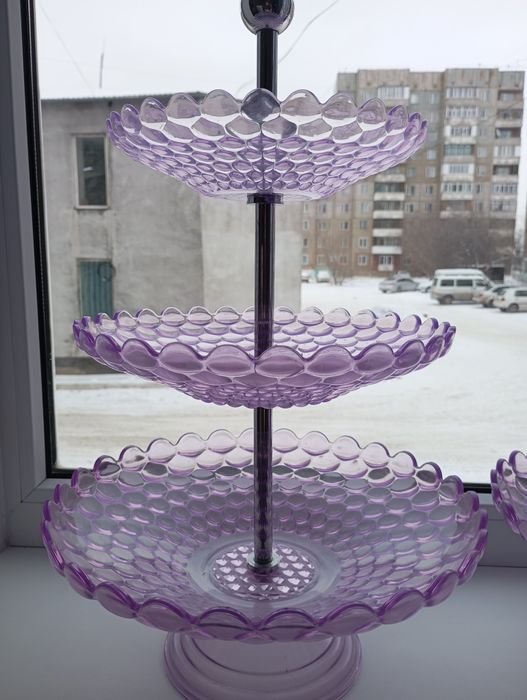 Продаются 2 конфетницы