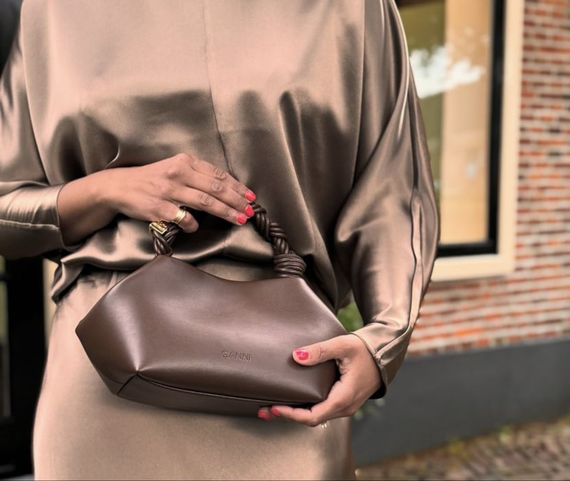 Новая Ganni Bou Bag