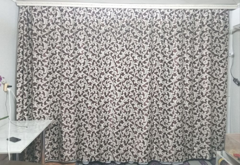 Продам зановески.