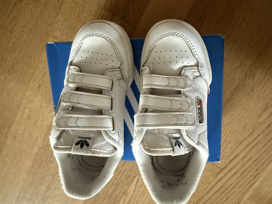 Adidas Continental , culoare alba marimea 27