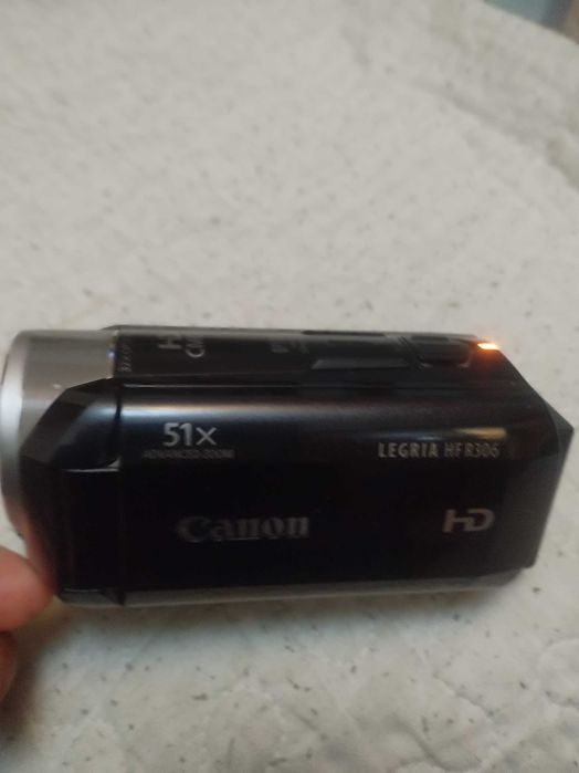 Видеокамера Canon LEGRIA HF R306