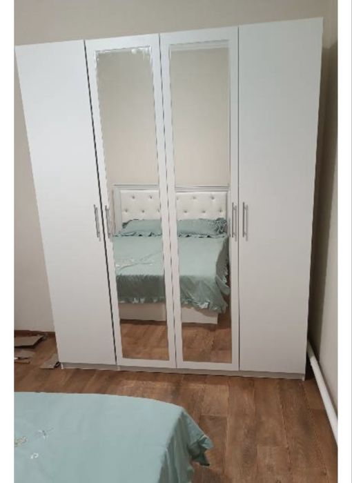 Шкаф, кровать 2-я