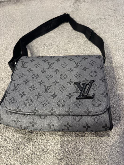 Чантичка на Louis Vuitton