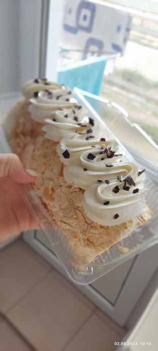 Меренгевый рулет