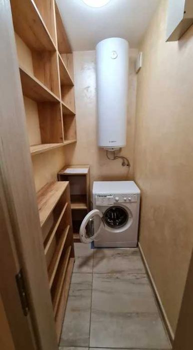 Дава се под наем Тристаен апартамент в Пловдив, Кючук Париж - 98 кв.м за 275.4 € - Снимка #6