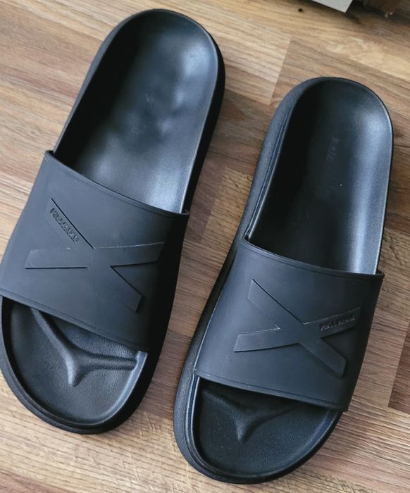 Papuci bărbătești