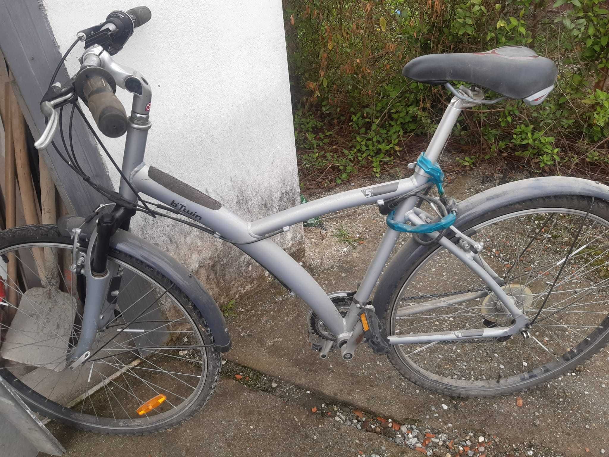 Vand Bicicleta B'Twin Ramnicu Valcea • OLX.ro