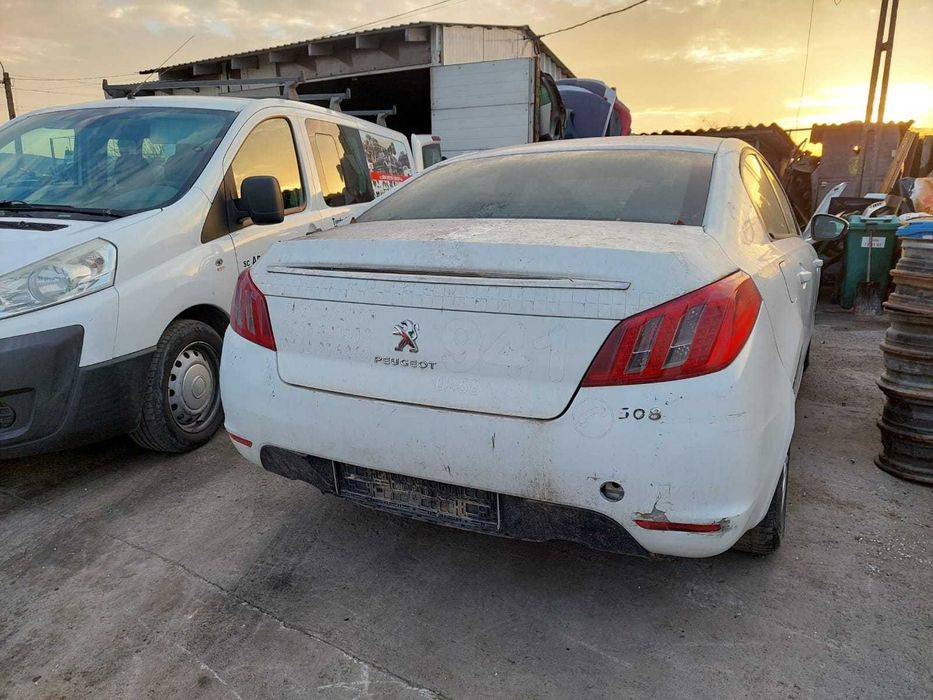 Dezmembram Peugeot 508, an 2012, 1.6 HDI, cutie manuala