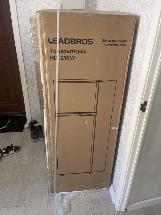 Холодильник продам новый