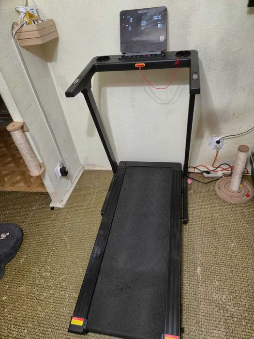 Bandă de alergat GO4FIT Performance FIT300, 3 CP, 16 km/h