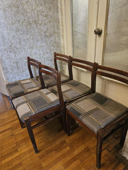 Продам стулья ! В хорошем состоянии
