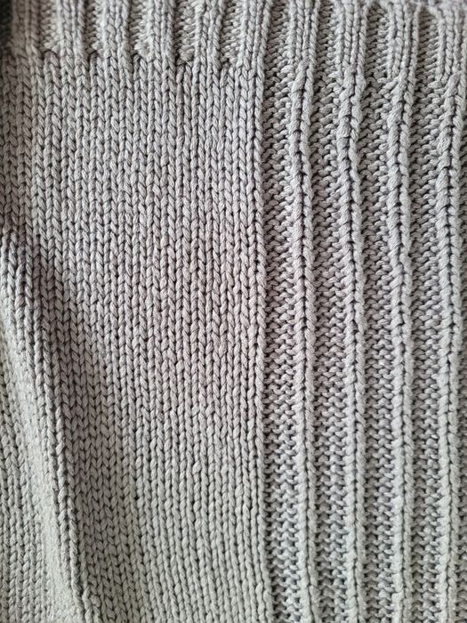 Bluza gri mărimea 40-42