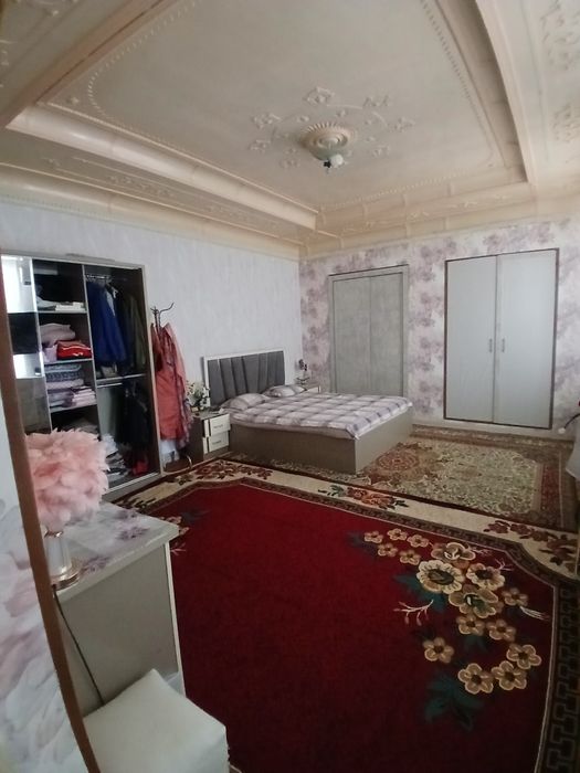 ХОВЛИ Сотилади.Меробод.срочно Ок-Билол.3.хона.5,09.Сотик