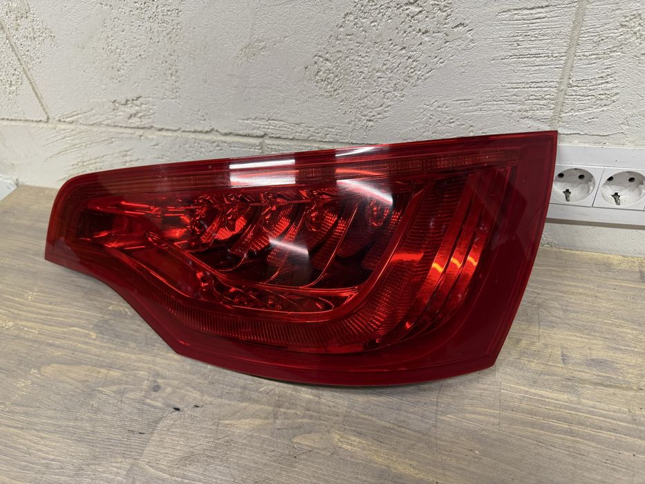 Stop tripla lampa dreapta aripa Audi Q7 4L Facelift 2010-2015 Full LED