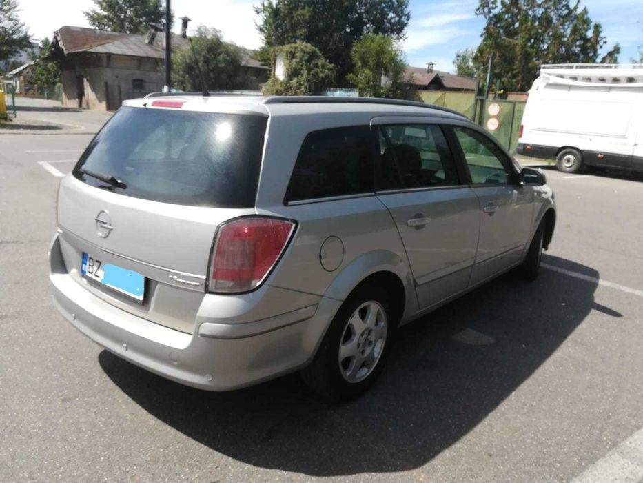Vând Opel Astra H GPL Defect pentru vaucer