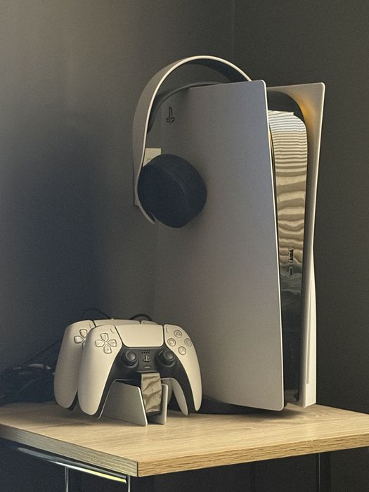 Продам Sony Platstation 5
