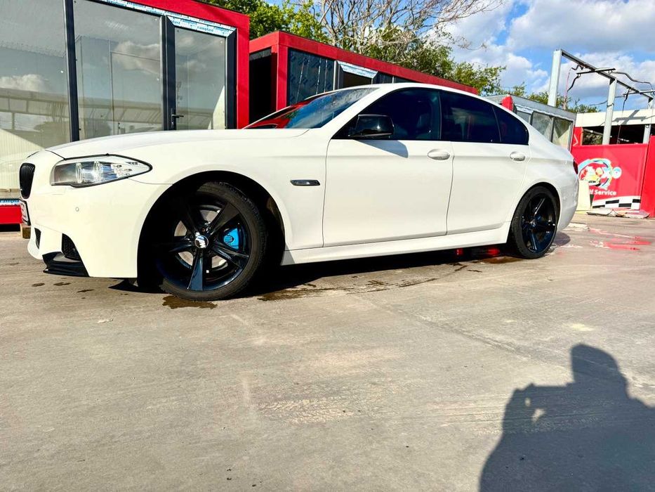 BMW 5 Series 2011