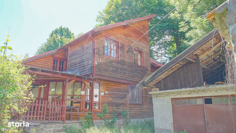 Casă din lemn la 1 km de Castelul Bran, potențial turistic!