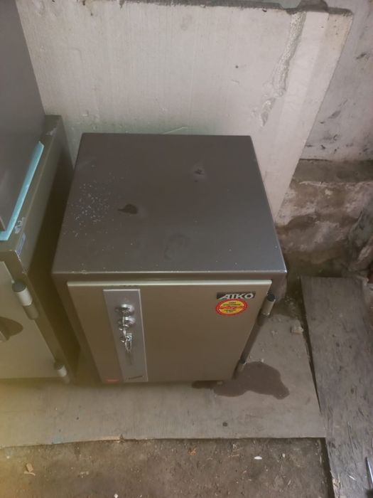 Продам сейф б/у Aiko