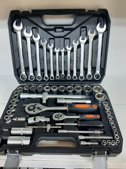 Набор инструментов 82 премета.