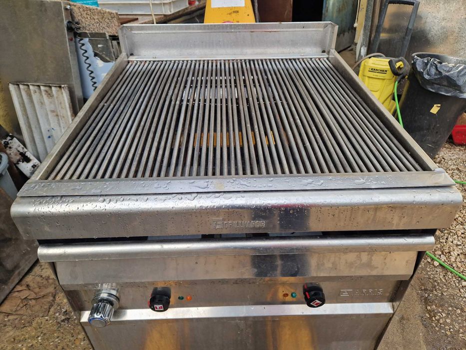 Gratar gaz sau curent, de inox, de banc