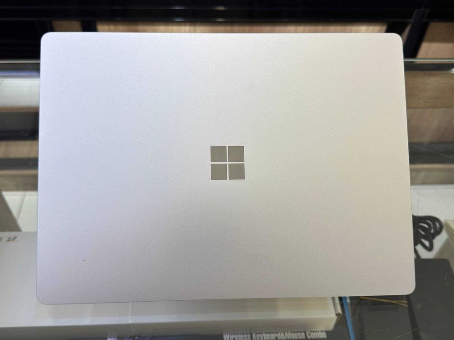 MICROSOFT SURFACE LAPTOP 3 CORE i5-1035G7 ram 8 ssd 256 Сенсорный 2K