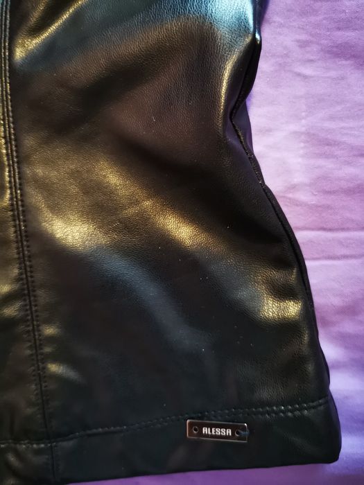 Дамски кожен топ