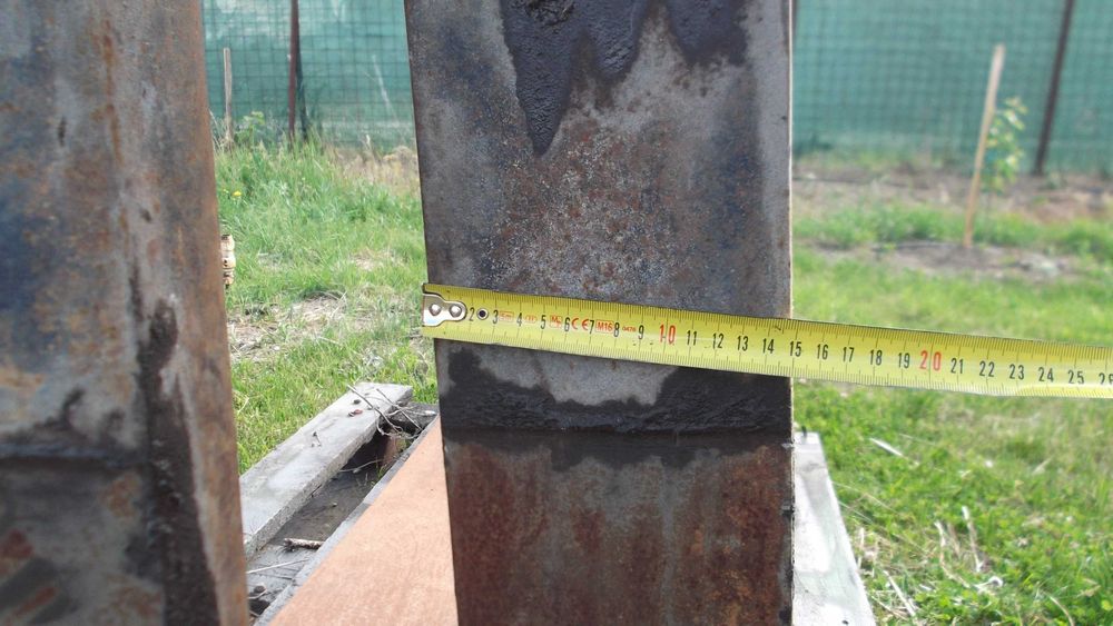 Furci motostivuitor, o piesa