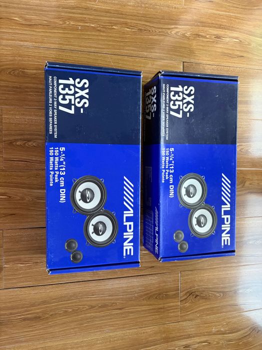 Două seturi difuzoare Alpine SXS-1357