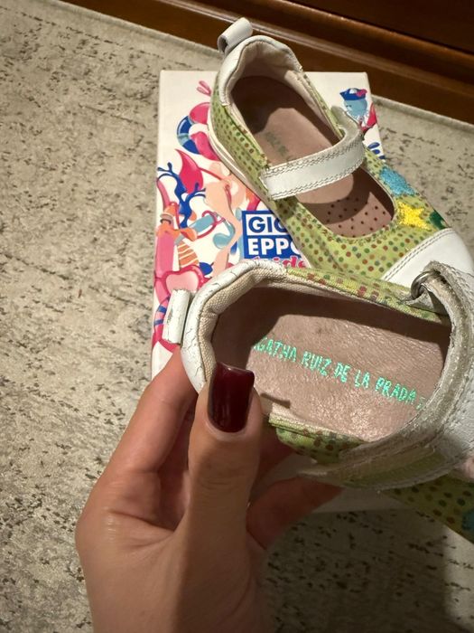 Босоножки  28р..