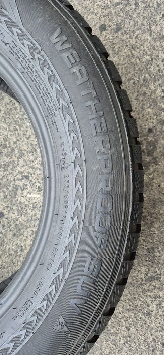 4 anvelope iarna Nokian 235/60/17,dot 2020.Pretul este pe bucata.