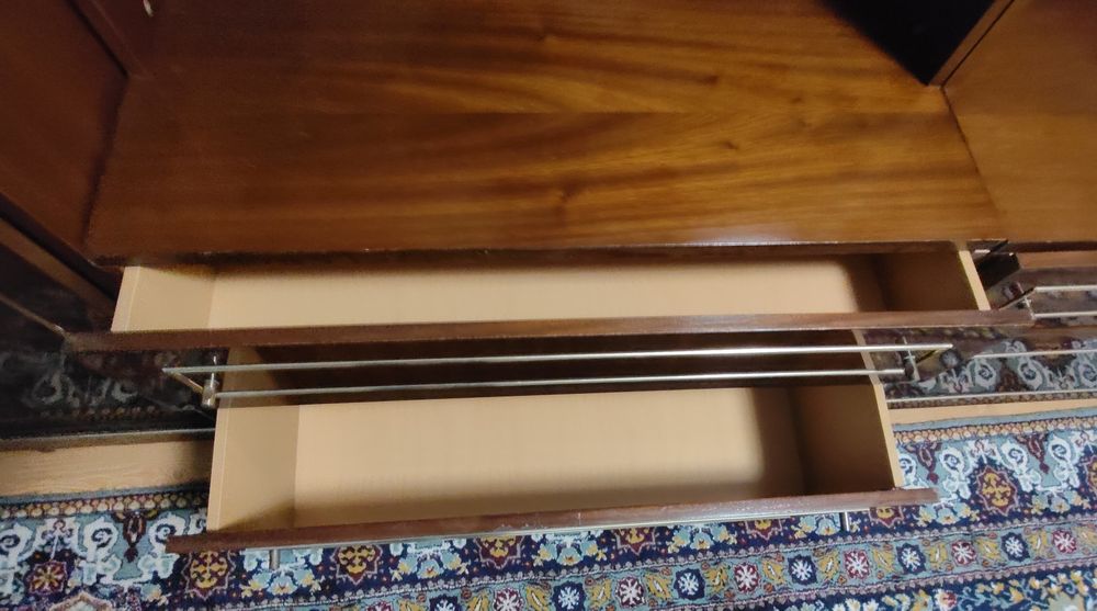 Голяма холна секция