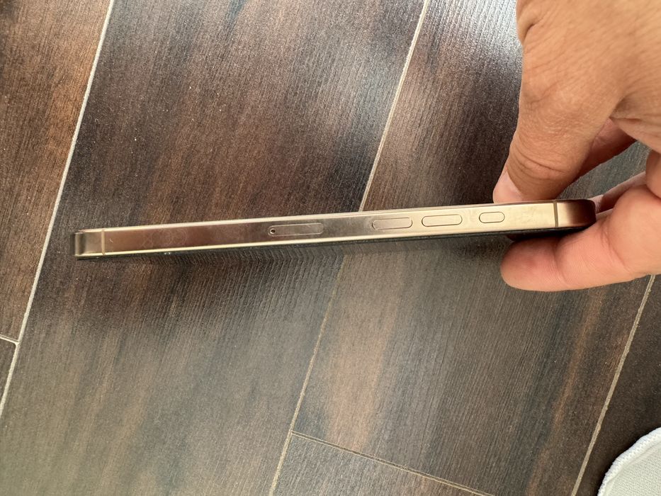 Iphone 16 Pro Max Gold 512Gb - garantie