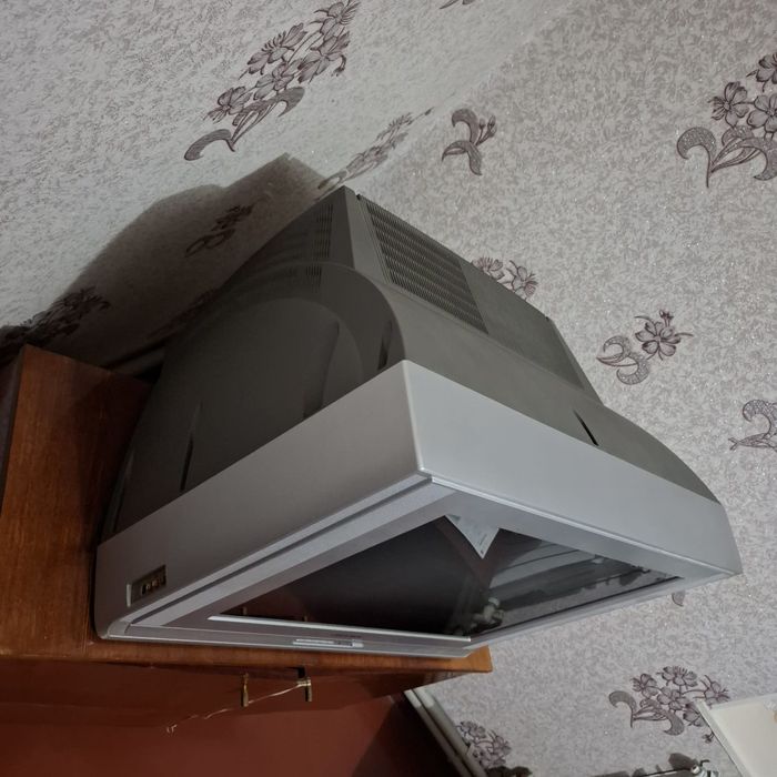 Продам телевизор