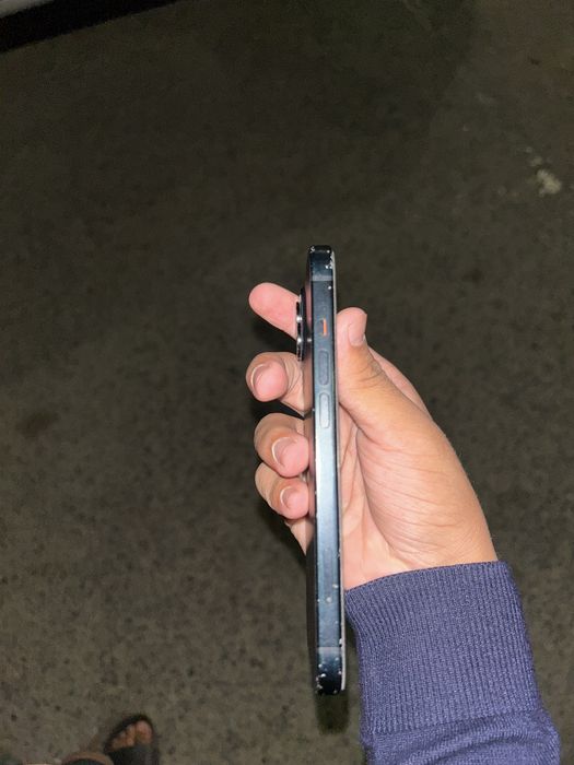 Обменяю iphone 15 (читайте описание)