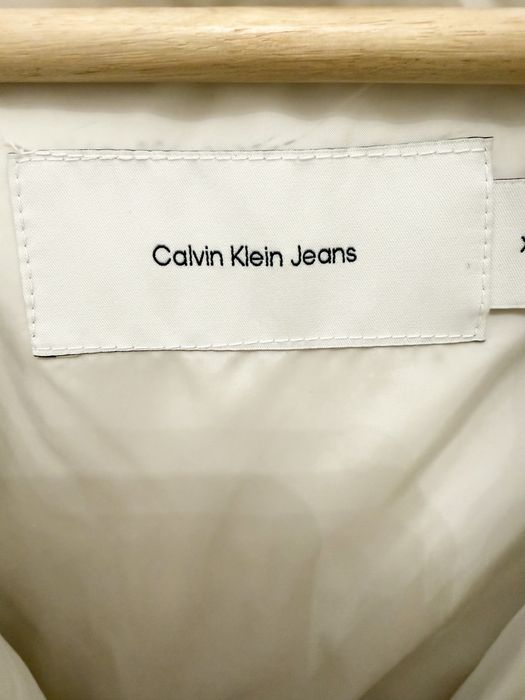 Calvin Klein куртка оригинал S