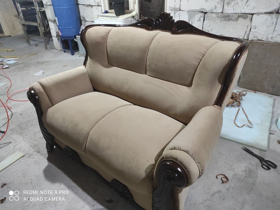 Качественная ресторация мягкой мебели + изготовления