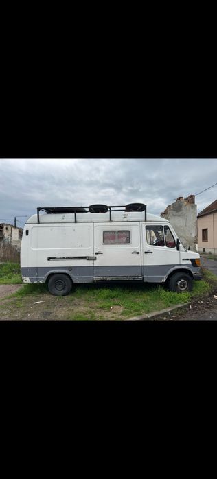 Vând Mercedes 308D T1 campervan