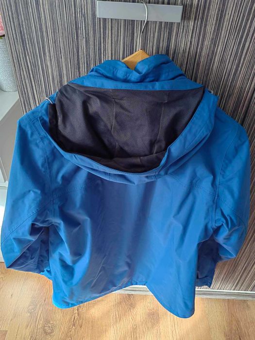 Две якета и едно палто