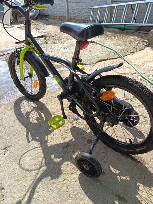 Vând bicicleta B-TWIN