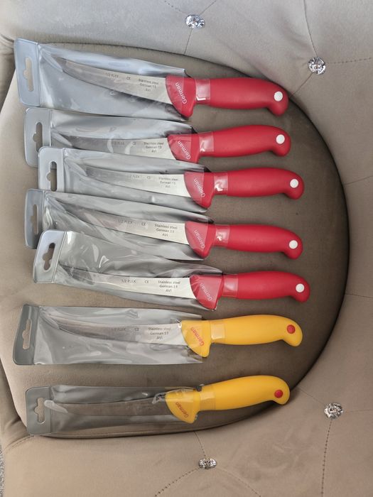 Cuțite de bucatrie, material Inox, noi, cu husa de protectie