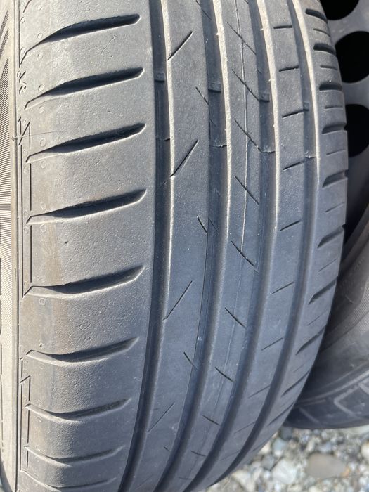 Anvelope de vara 205 55 R16 2 buc Dunlop 2 buc Vredestein