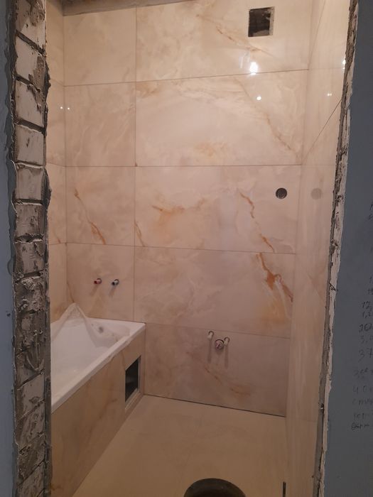 Ремонт  квартир  кафель ламинат двери