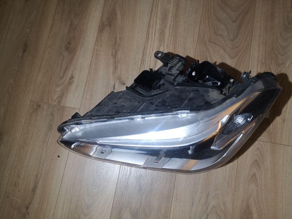 Far bmw x1 f48 full led stanga model cu ventilator