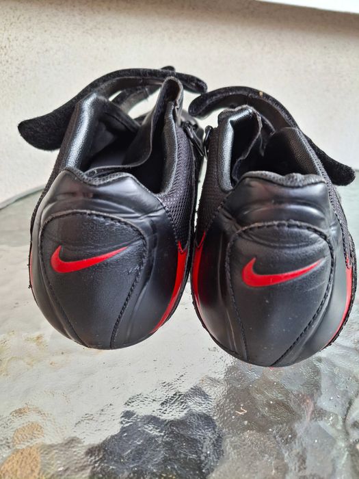 Обувки за шосейно колоездене Nike Ventoux 45 номер, с парчета