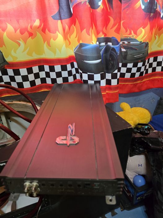 ЕКСКЛУЗИВНО: Ground Zero Plutonium 15" Субуфер + 4kW GZPA Усилвател!