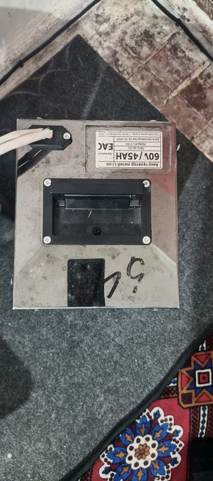 Limuzin elektron velik