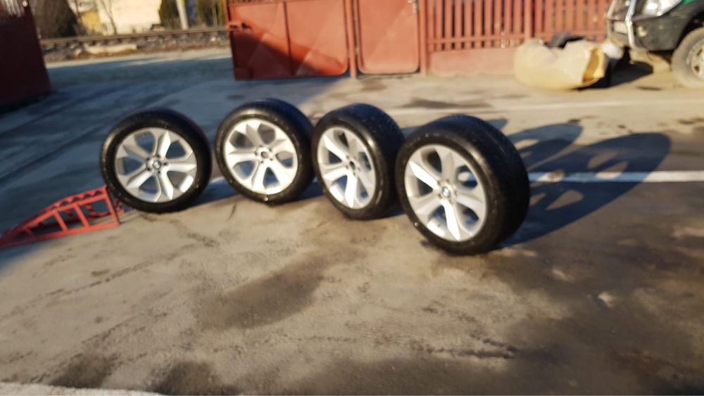 VAND jante BMW 225/50R19.