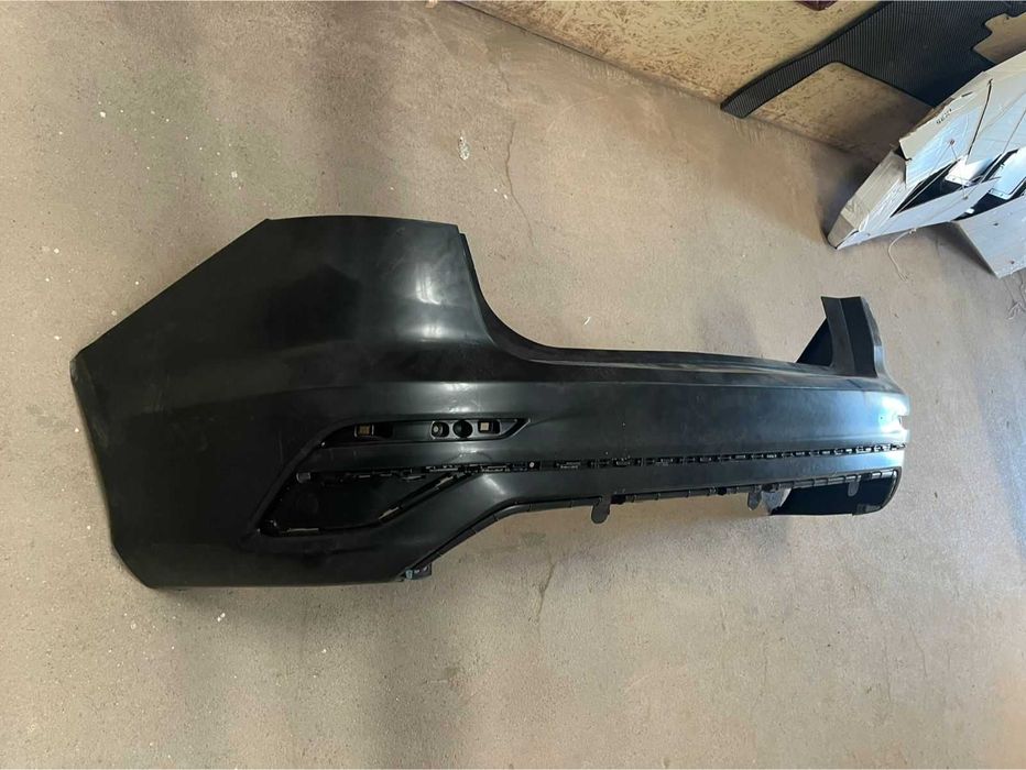 Задний бампер на Geely Emgrand 2021- / Джили Эмгранд Емгранд 2024